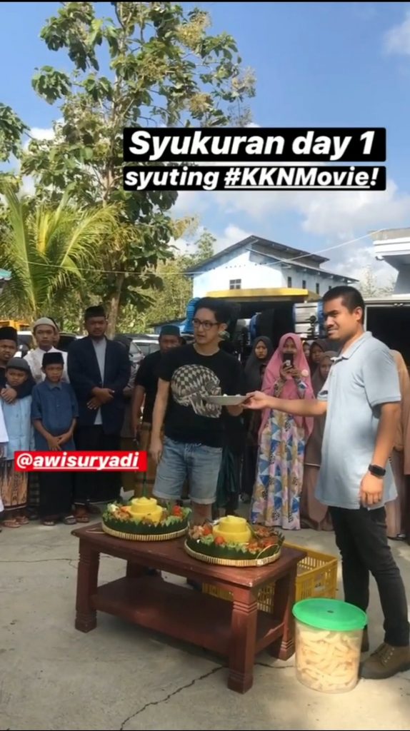 Sutradara Awi Suryadi Hari 1 Syuting Film KKN di Desa Penari