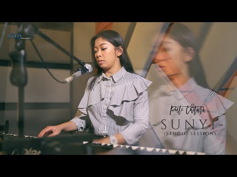 Puti Chitara - Sunyi (Studio Session) OST. Sunyi