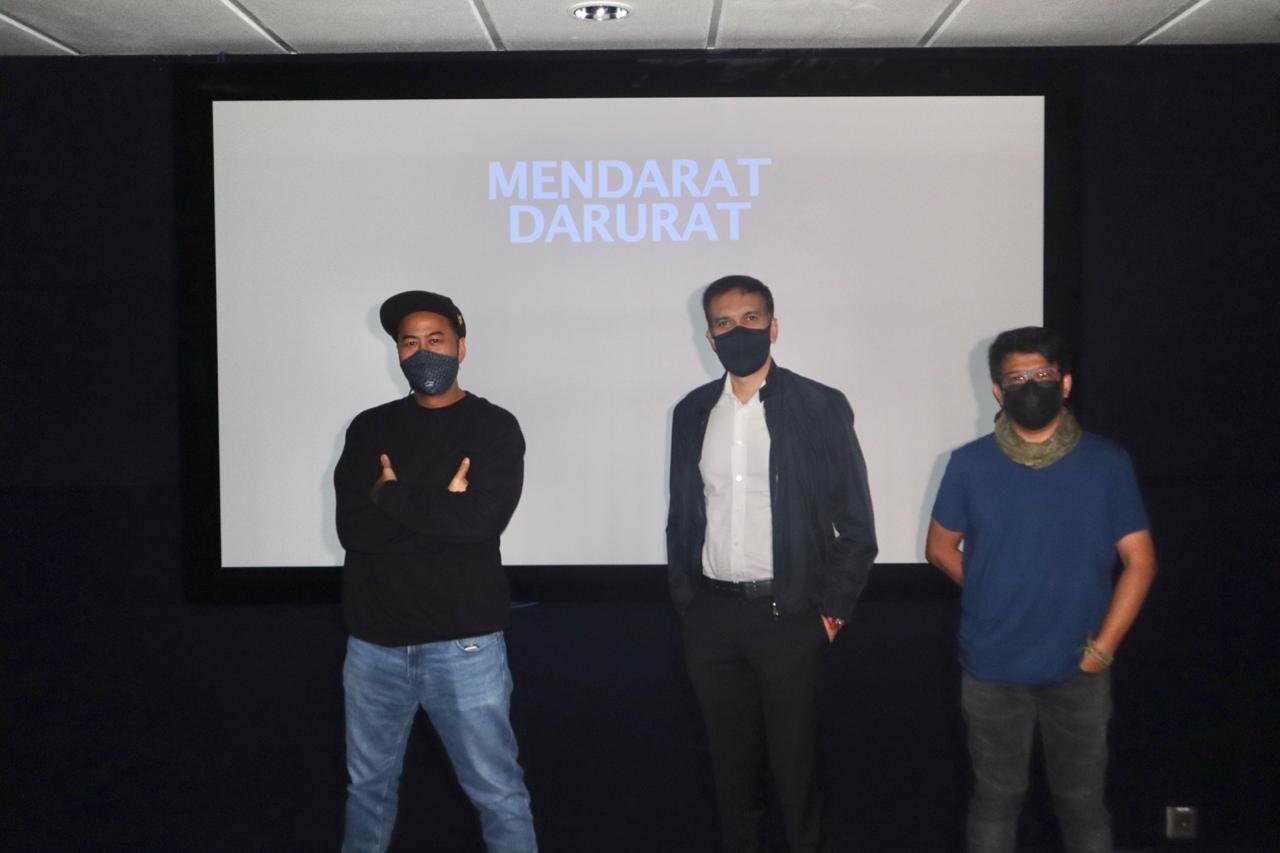 Finally... PICTURE LOCKED! Good job Pandji Pragiwaksono and team! ‘Mendarat Darurat’, a new project from MD Pictures, COMING SOON!